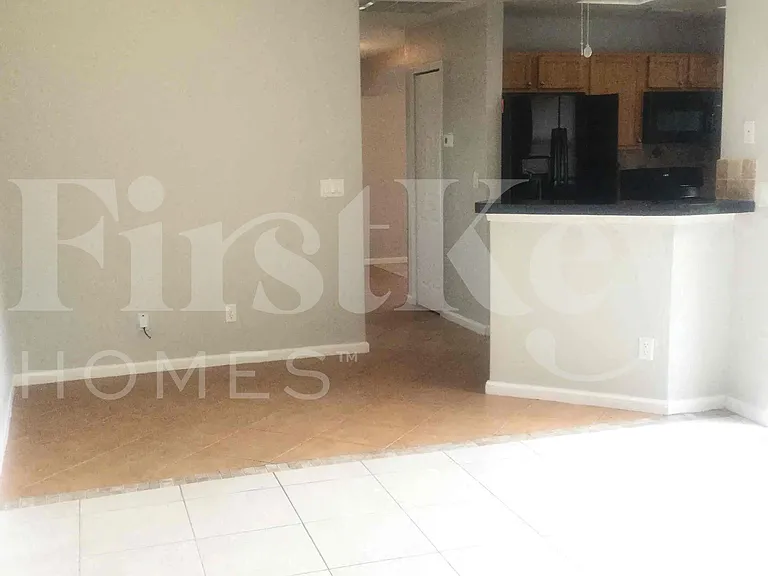 662 SW Sandbar Ter — Photo 13