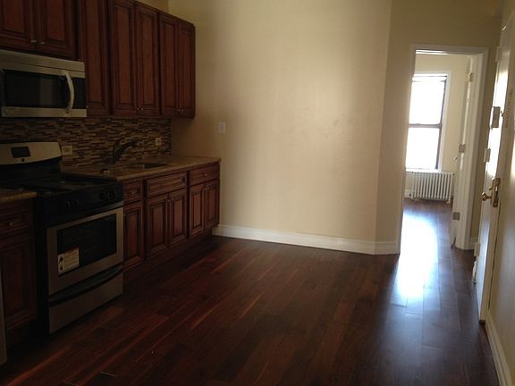 2nd image of 167 E 116th St APT 4