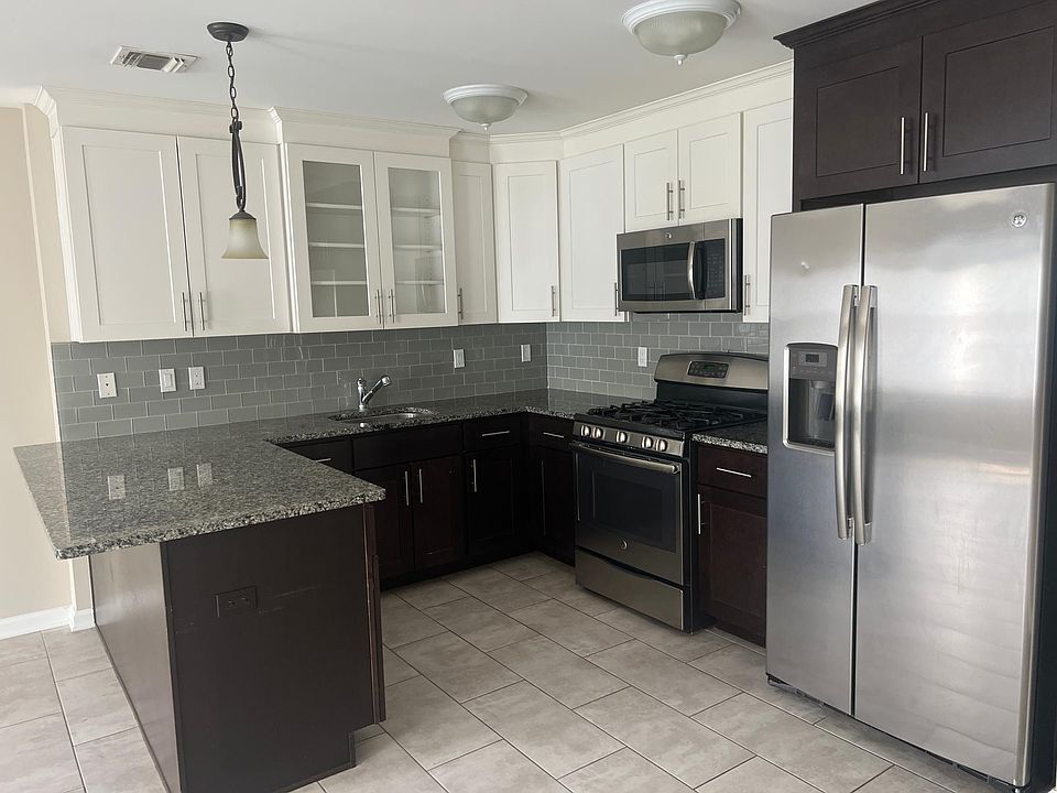 251 Berry St, Hackensack, NJ 07601 Zillow