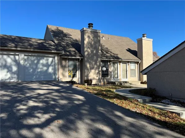 12578 W 108th Ter, Overland Park, KS 66210