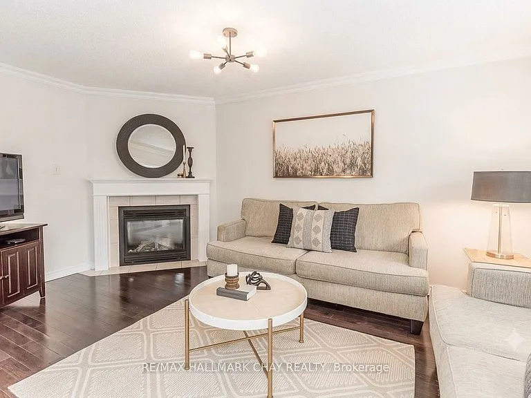 69 Kenwell Cres — Photo 15