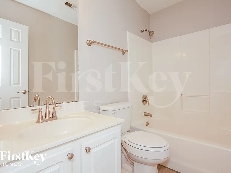 3113 Strong Box Ln — Photo 16