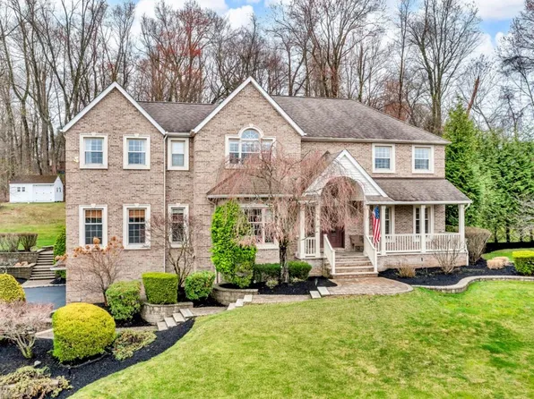 5 Pvt Lovett Court, Blauvelt, NY 10913