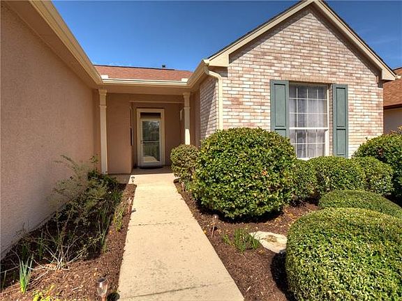 3rd image of 108 Dandelion Dr