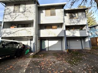 4445-4449 SW Garden Home Rd #4447, Portland, OR 97219