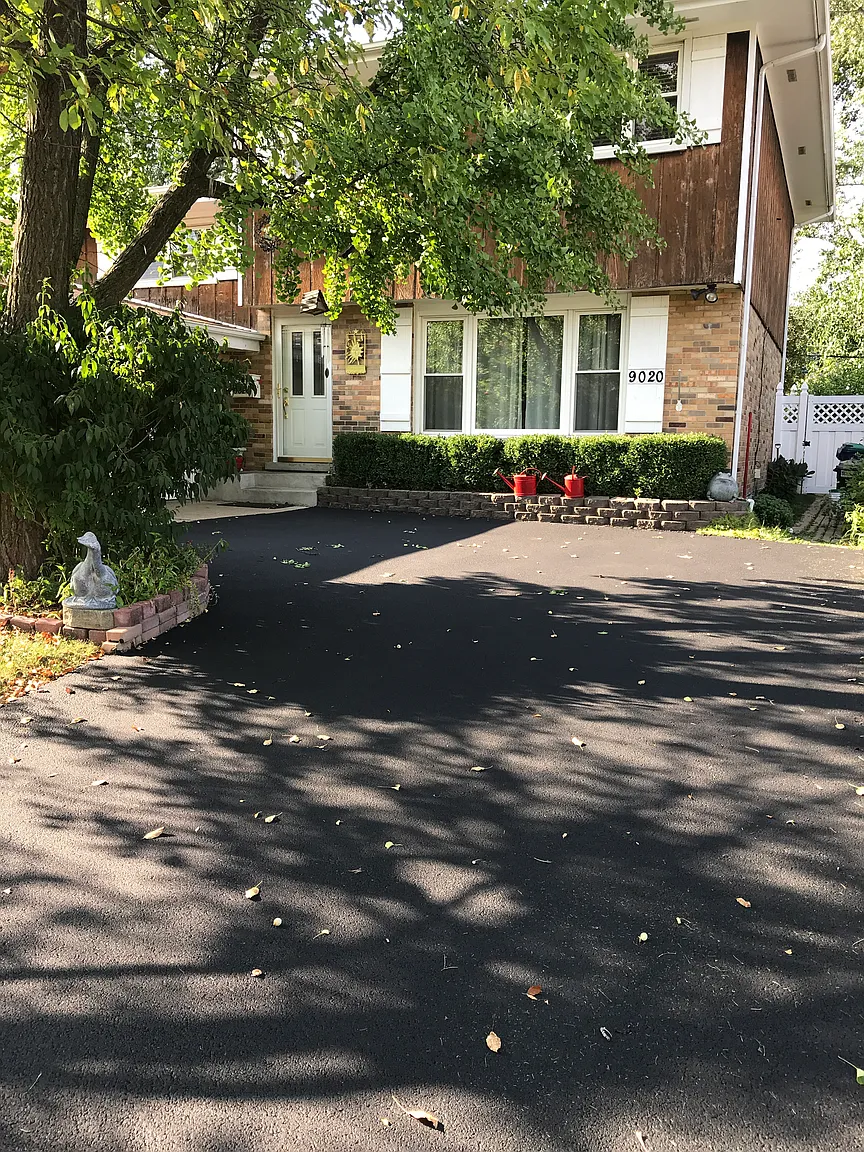 9020 Chestnut Dr photo 1