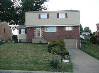 628 Blossom Dr, Pittsburgh, PA 15236