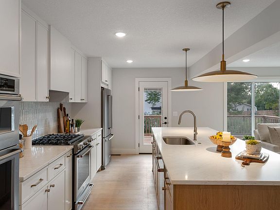 2nd image of 111 King Hill Rd