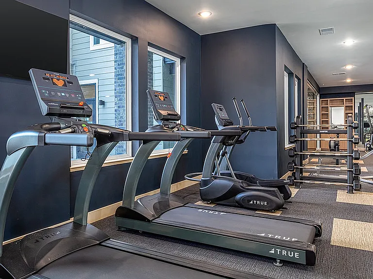 24/7 Fitness Center