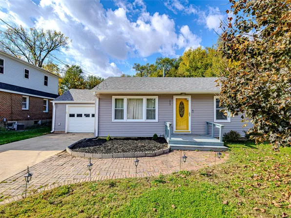 313 E 13th St N, Newton, IA 50208