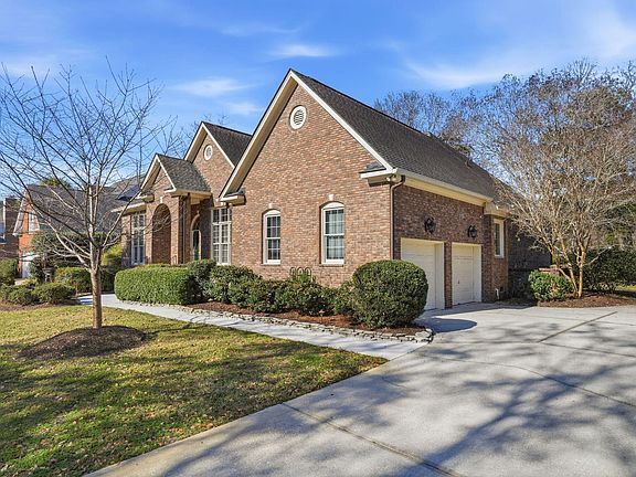 3rd image of 3334 Merion Pl