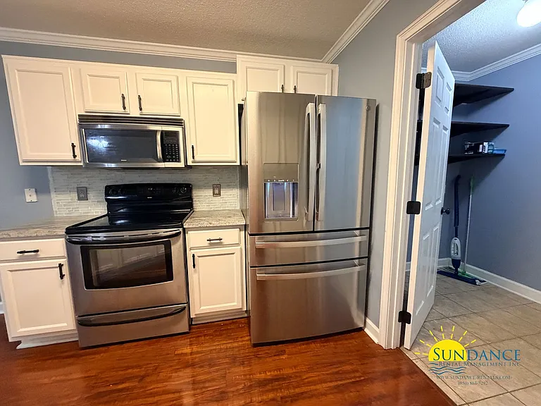 2705 Apple Blossom Ct — Photo 30