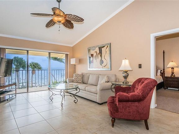 3rd image of 7540 Sunshine Skyway Ln S APT 222