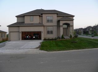 11011 W 163rd Ter, Overland Park, KS 66221