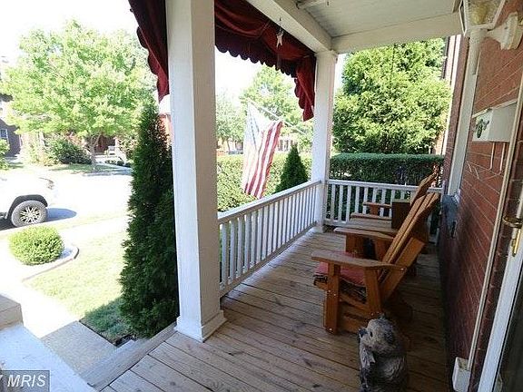 2nd image of 220 W Side Ave #222