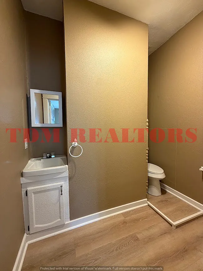 3 bed, 1.5 bath, $1,250 — Photo 4