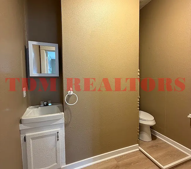 419 Clinton St #419 — Photo 4