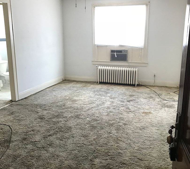 2nd image of 1108 1/2 W Sylvania Ave APT 4