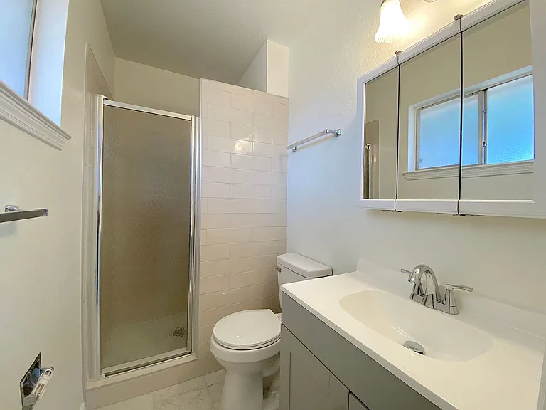 5012 Salem Dr — Photo 16