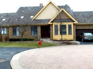 2 Northfield Ct, Lincolnshire, IL
