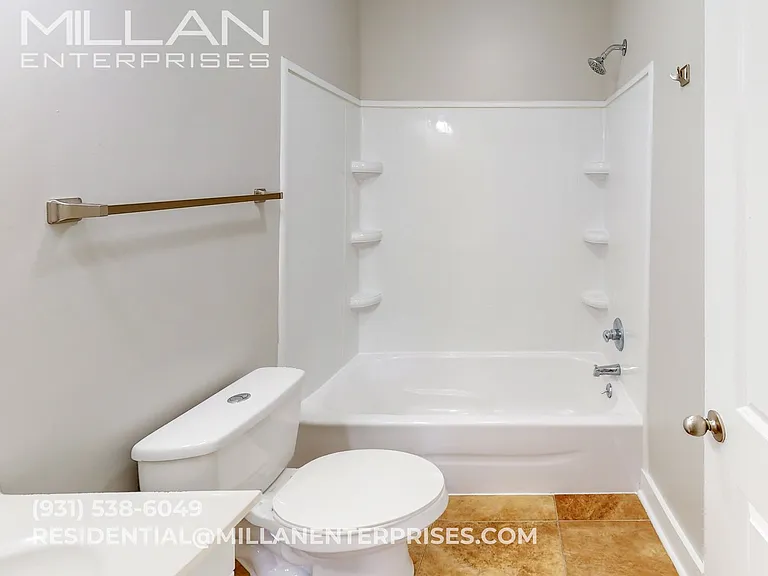 1003 Lincoln St — Photo 8
