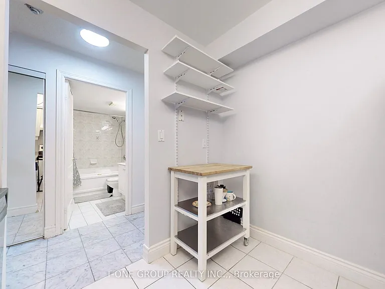 5418 Yonge St #511 — Photo 12