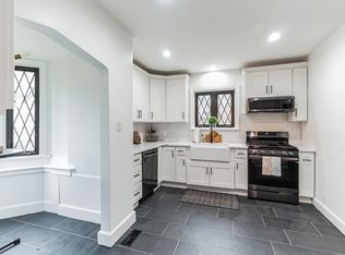 408 Sanhican Dr, Trenton, NJ 08618