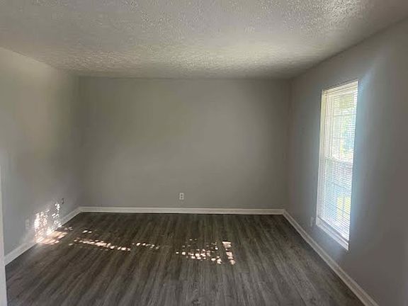 2nd image of 603 Cheyenne Rd APT 8