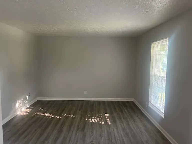603 Cheyenne Rd — Photo 1