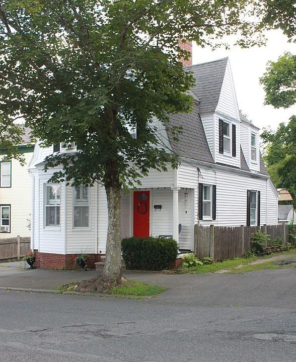1st image of 1 Oakland St
