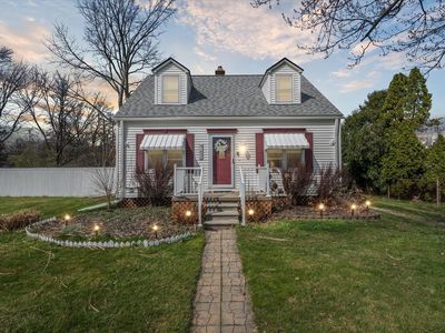 31620 Five Mile Rd, Livonia, MI, 48154