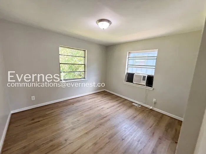 1645 18th Way SW — Photo 15