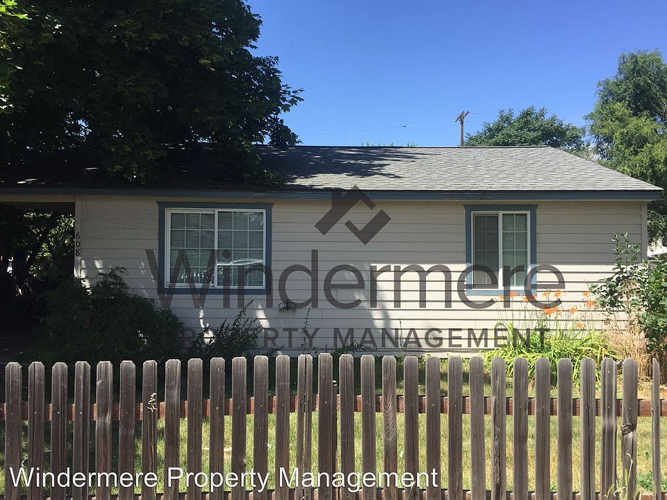 1st image of 608 School Ave