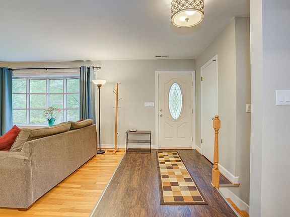 5th image of 5020 Shady Side Dr