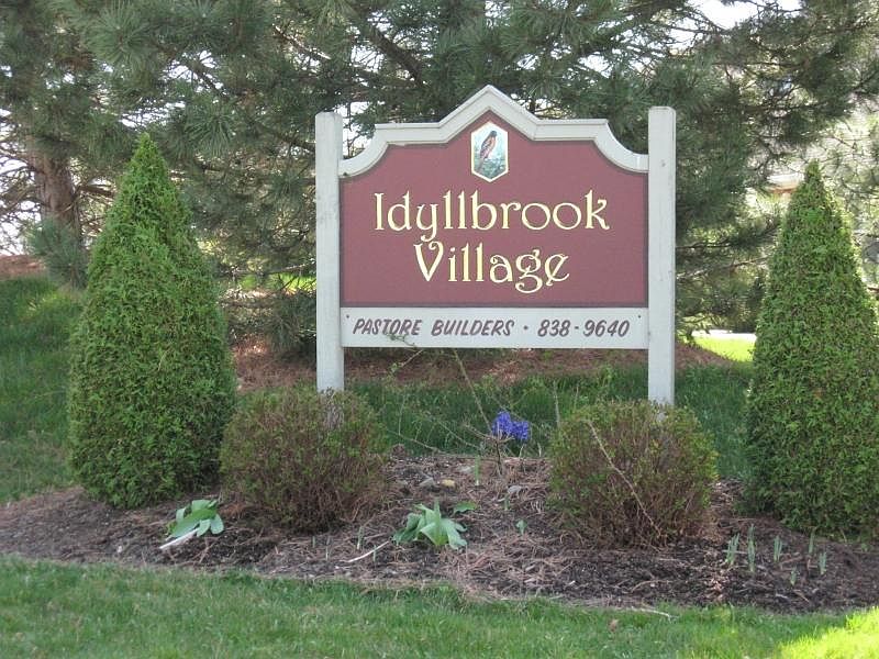 1st image of 4630 Idyllbrook Village Ct