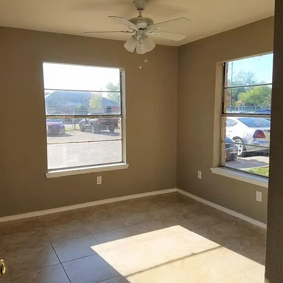 1801 Washington Ave #8 — Photo 10