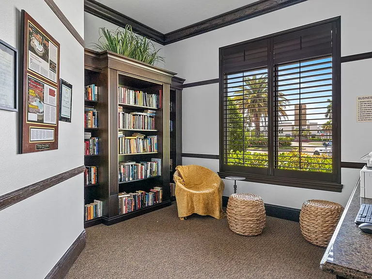12920 Positano Cir #107 — Photo 36