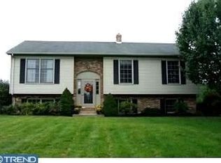 126 Michael Ln, Bear, DE 19701