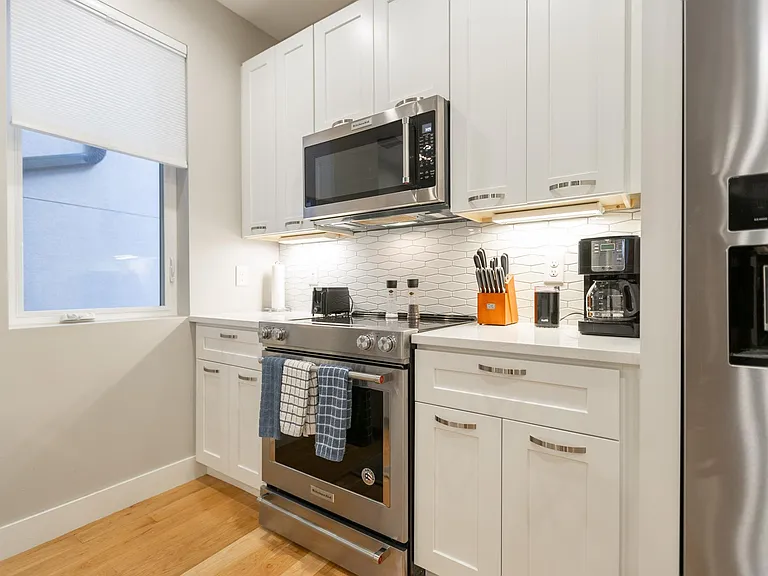 1262 N Yates St #4 — Photo 5