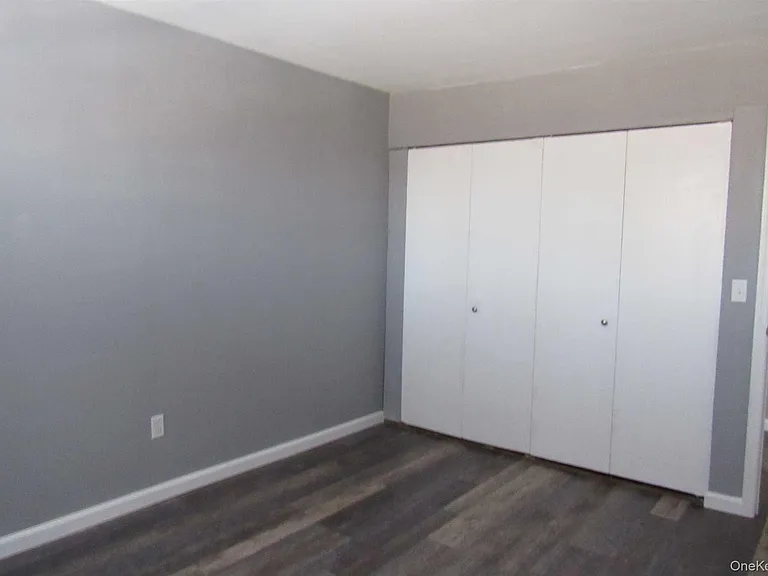 9 Alpine Dr #D — Photo 12