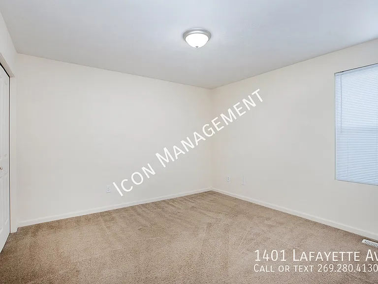 1401 Lafayette Ave — Photo 14