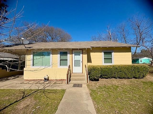 1st image of 703 Harmon Dr