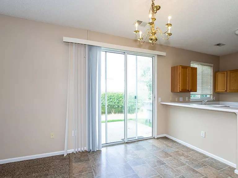 8707 Meadowmont View Dr — Photo 6