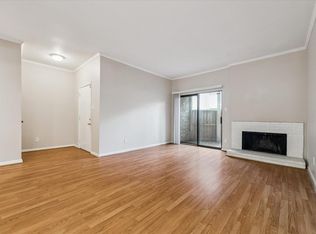 8100 Cambridge St APT 19, Houston, TX 77054
