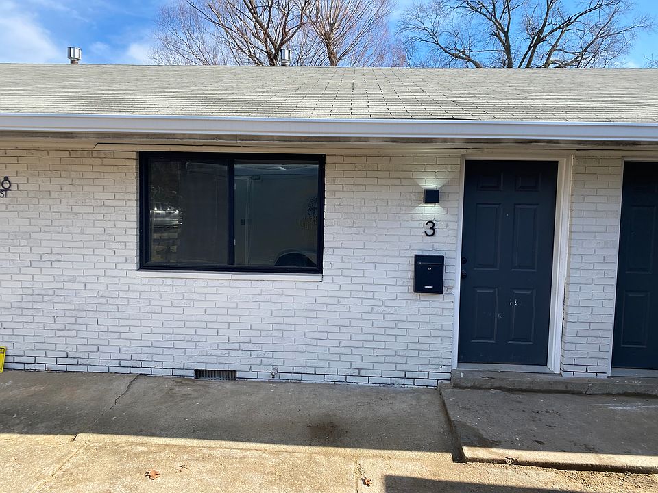 1st image of 1906 Rhodes St #4