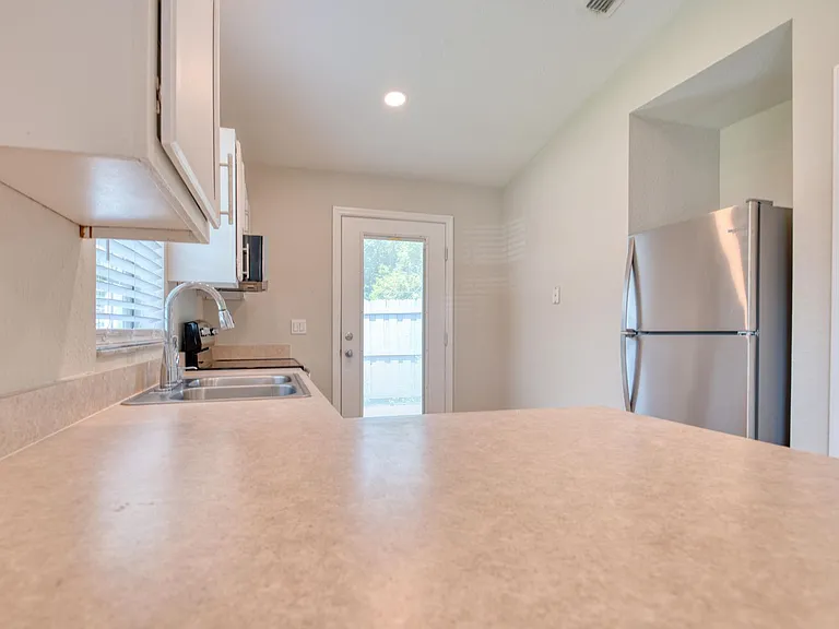 3435 NE 55th Ave — Photo 25