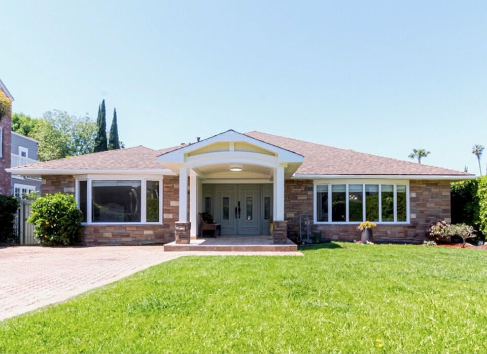 1st image of 603 S McCadden Pl