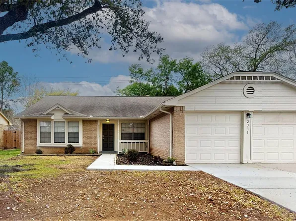 2331 Barrington Place Dr, Sugar Land, TX 77478