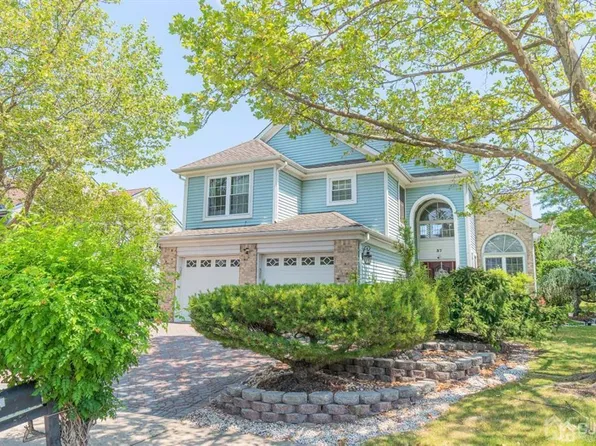 37 Major Dr, Sayreville, NJ 08872