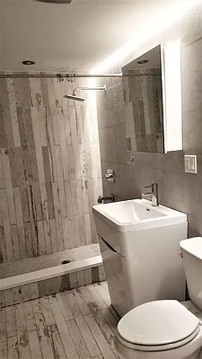 Rented by The Hamilton Group | media 7
